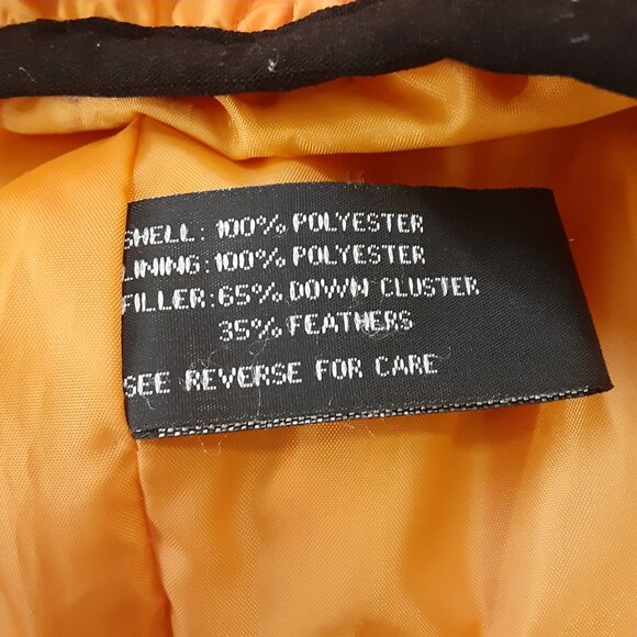 Denali Woman's Puffer Jacket Sz MED Full Zip Down Feathers Pockets Spot on front - Picture 5 of 9